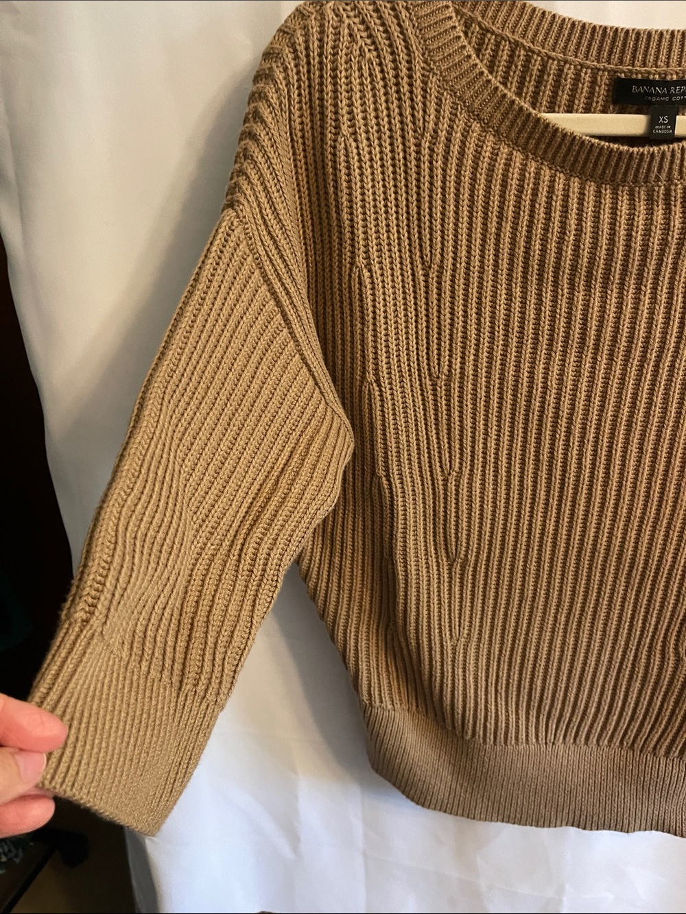 Banana Republic Women's Camel Ribbed Scoop-Neck Sweater - Picture 4 of 8